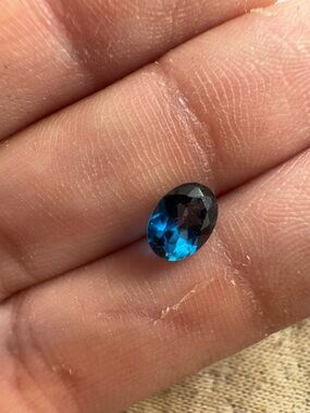 1.08ct genuine VS topaz loose gem